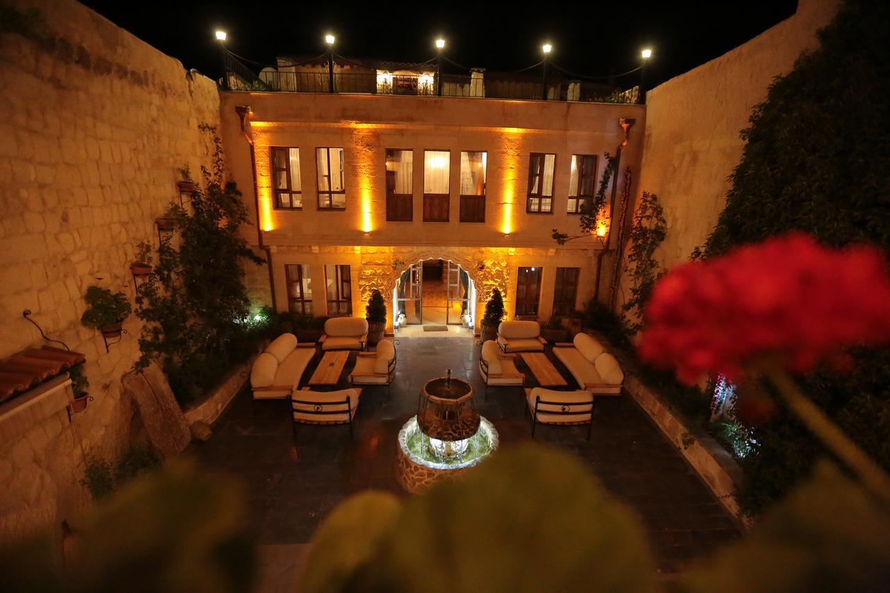 Aja Cappadocia Cave Hotel Ürgüp Zewnętrze zdjęcie